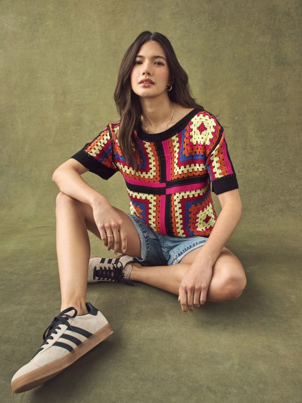 Bright Multi Short Sleeve Crochet Crew Neck T-Shirt - Image 4