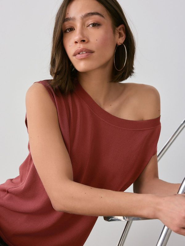 Red Rust Asymmetric Off Shoulder 100% Cotton Knitted Top