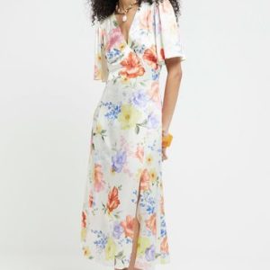 White Angel Sleeve Midi Tea Dress