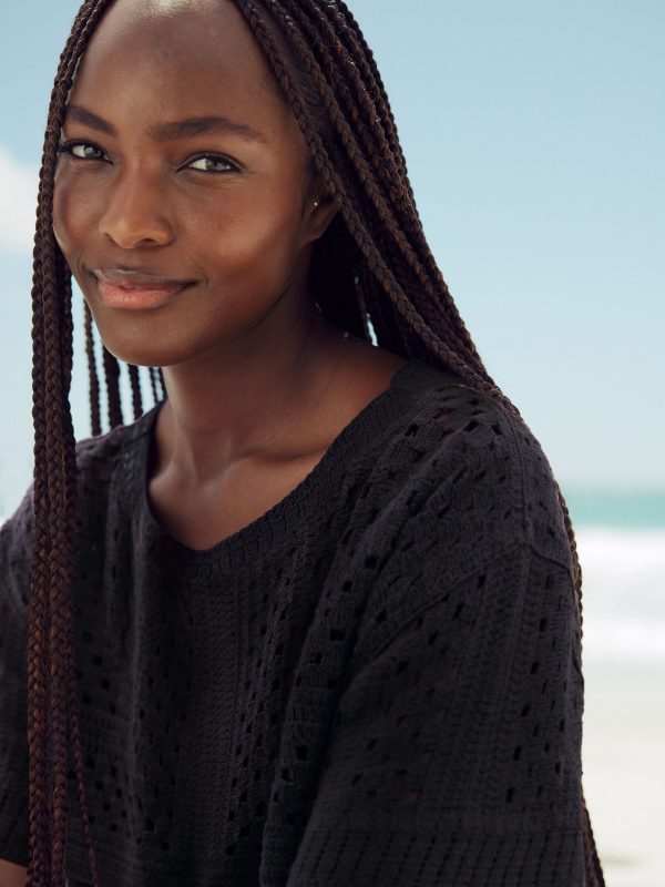 Black Short Sleeve Crochet Crew Neck T-Shirt - Image 4