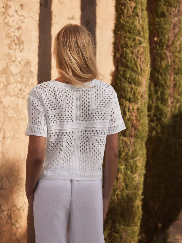 White Short Sleeve Crochet Crew Neck T-Shirt - Image 3